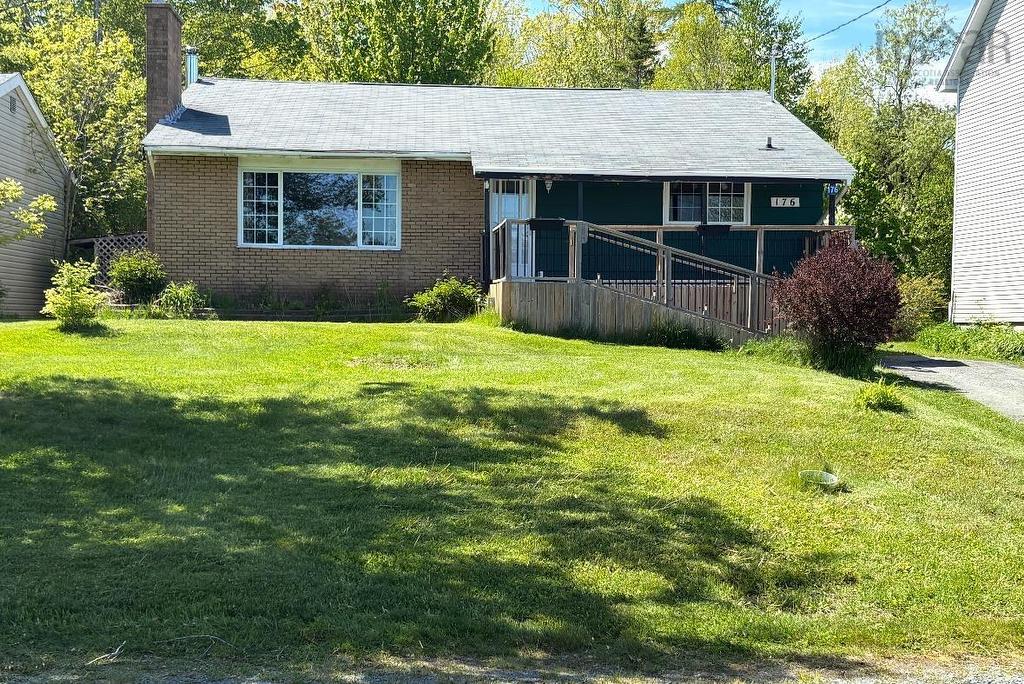 176 Miller Lake Road, Fall River, NS