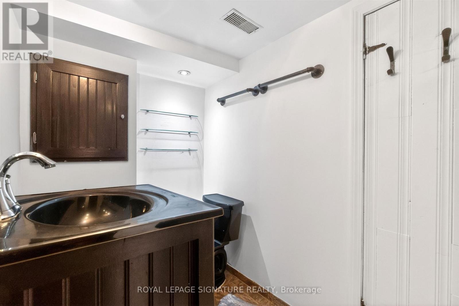52 Dane Street, Kitchener, ON