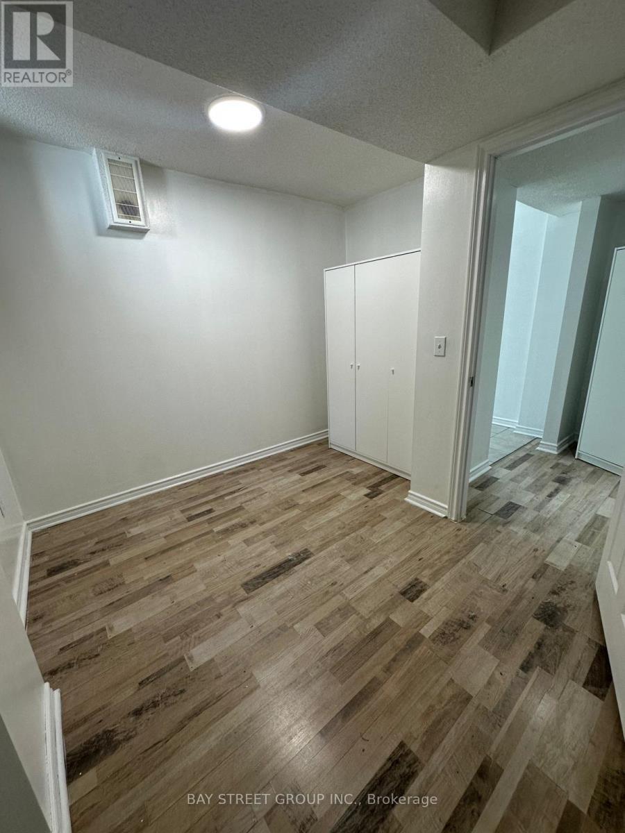 1106 Haig Boulevard, Mississauga, ON