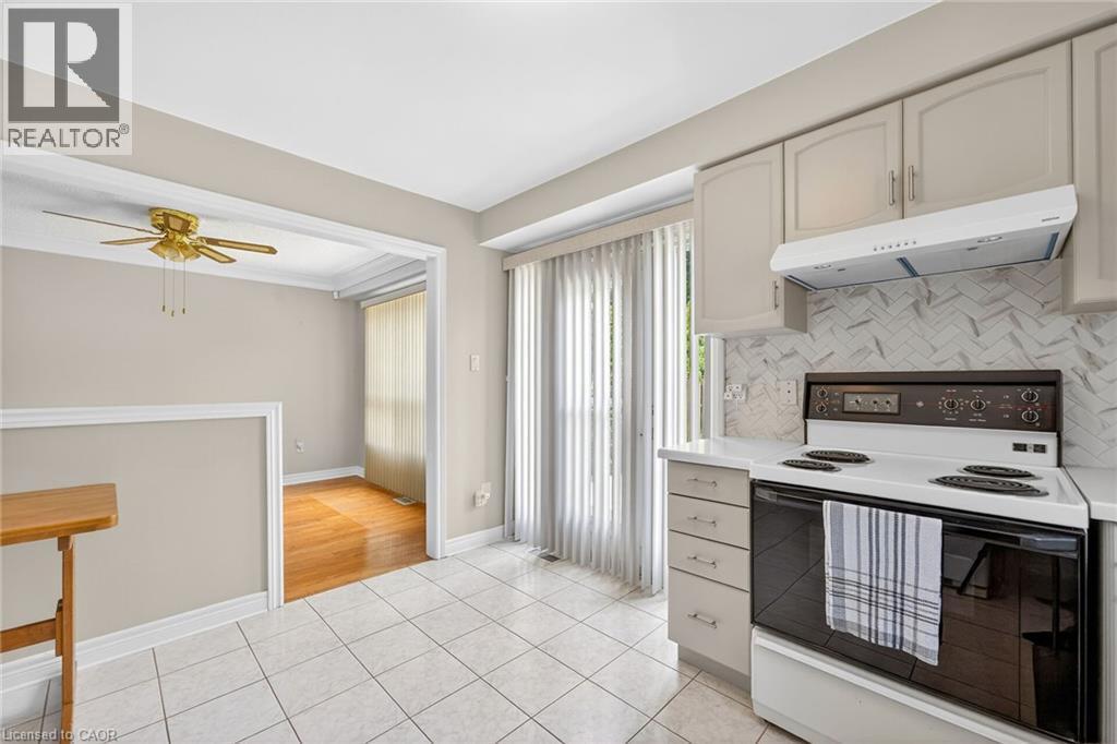 45 Ossington Drive, Hamilton, ON