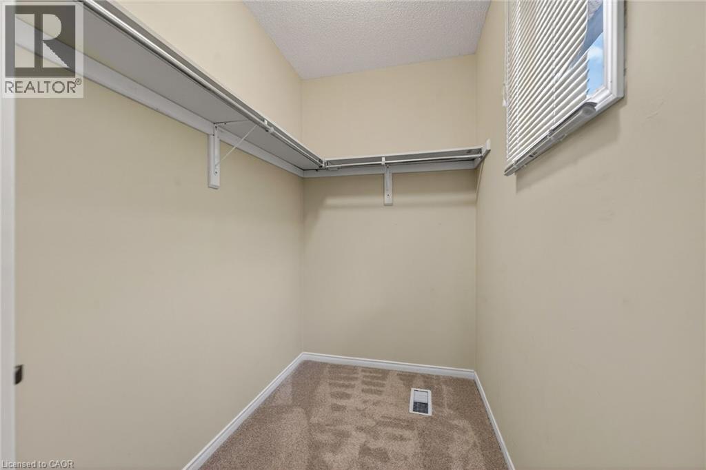 45 Ossington Drive, Hamilton, ON
