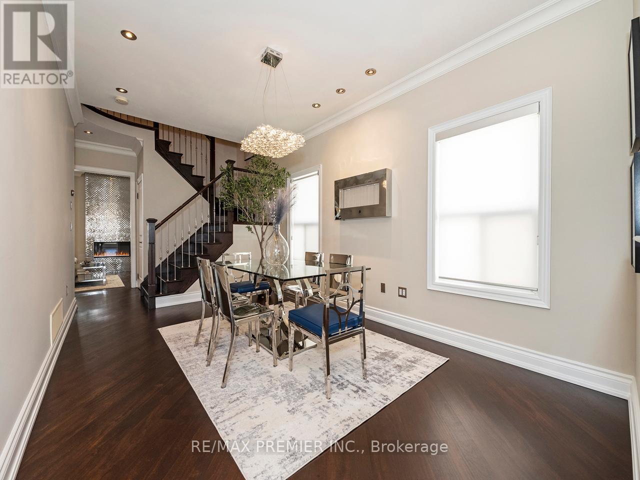 6 Lockburn Crescent, Brampton, ON