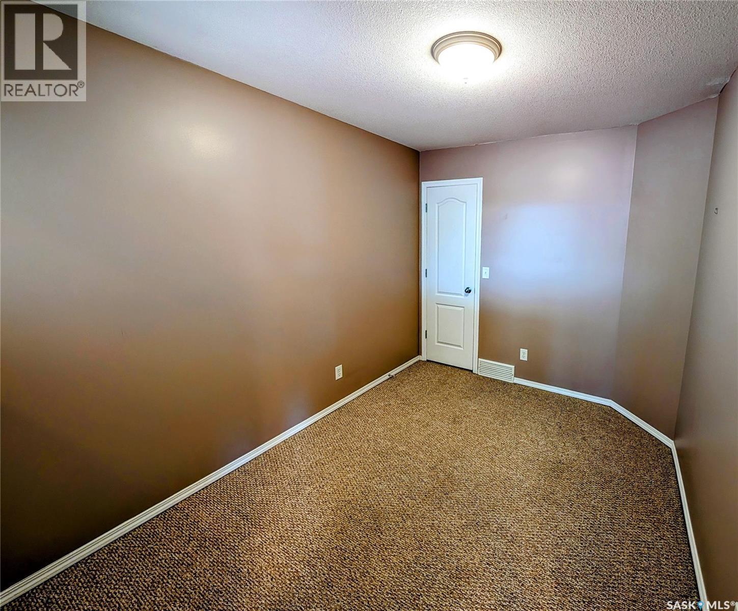 4068 Buckingham Drive E, Regina, SK