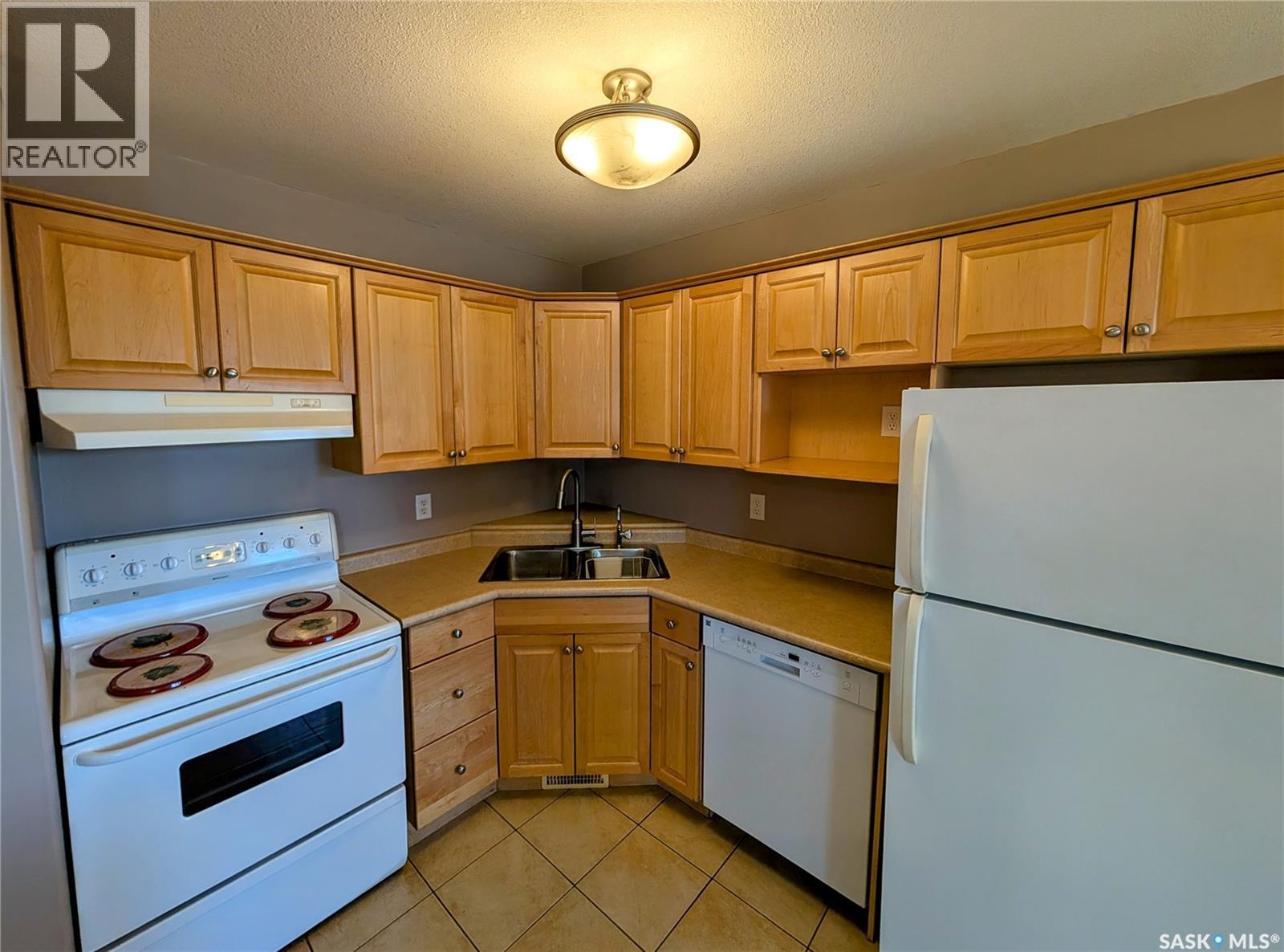 4068 Buckingham Drive E, Regina, SK