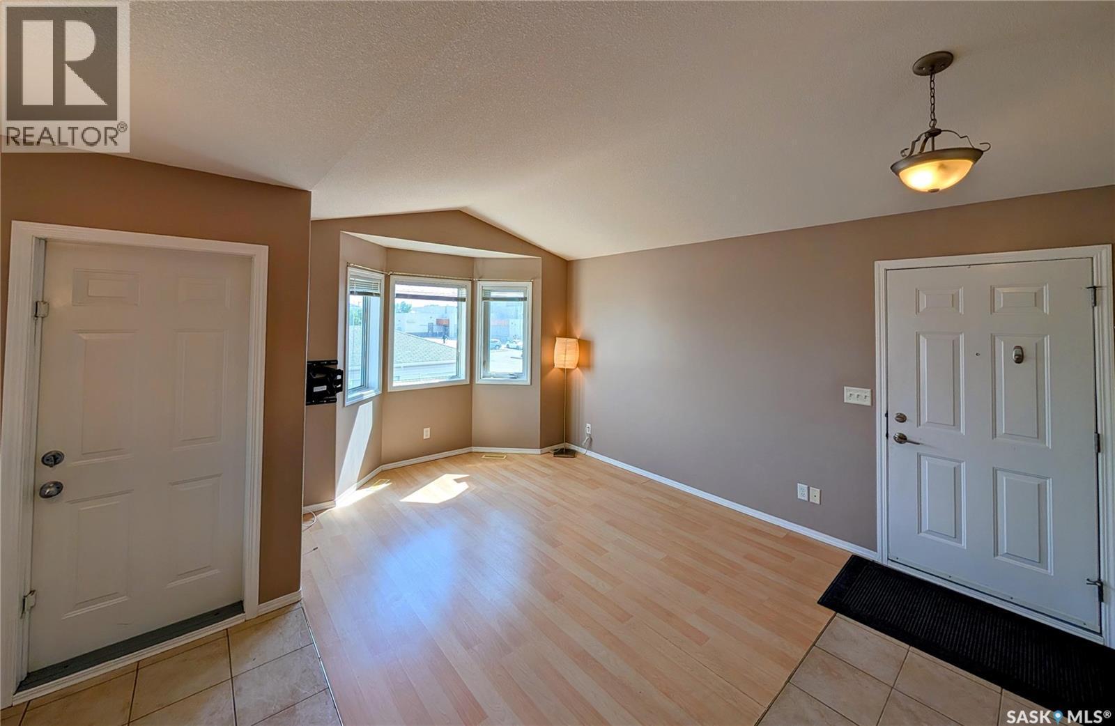 4068 Buckingham Drive E, Regina, SK