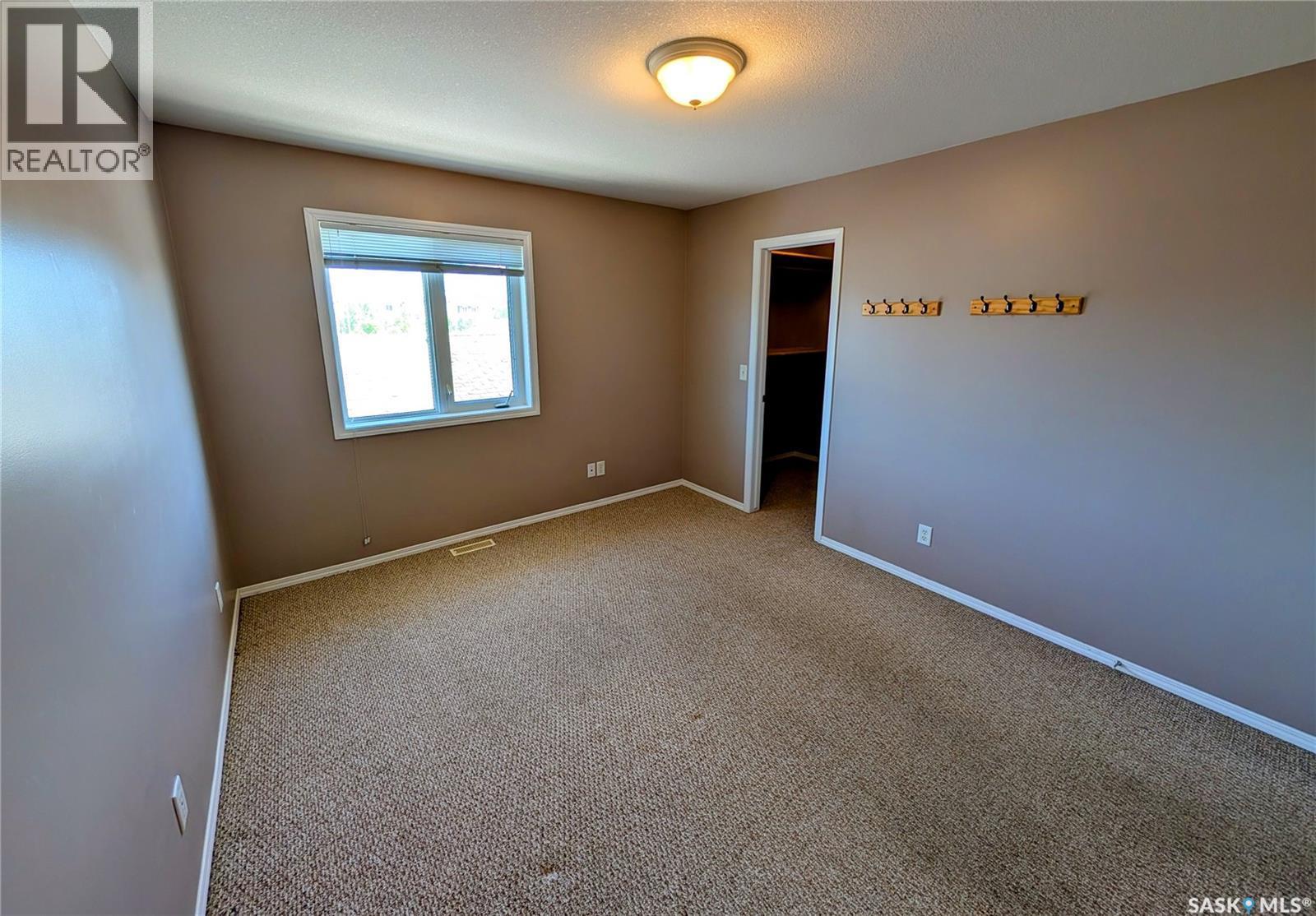 4068 Buckingham Drive E, Regina, SK