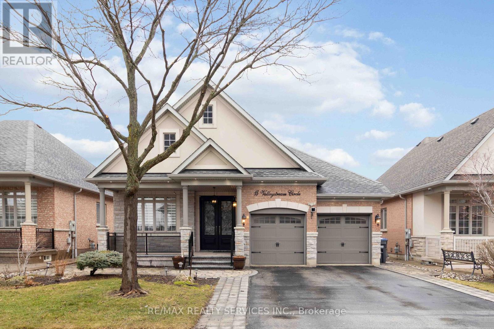 15 Valleystream Circle, Brampton, ON