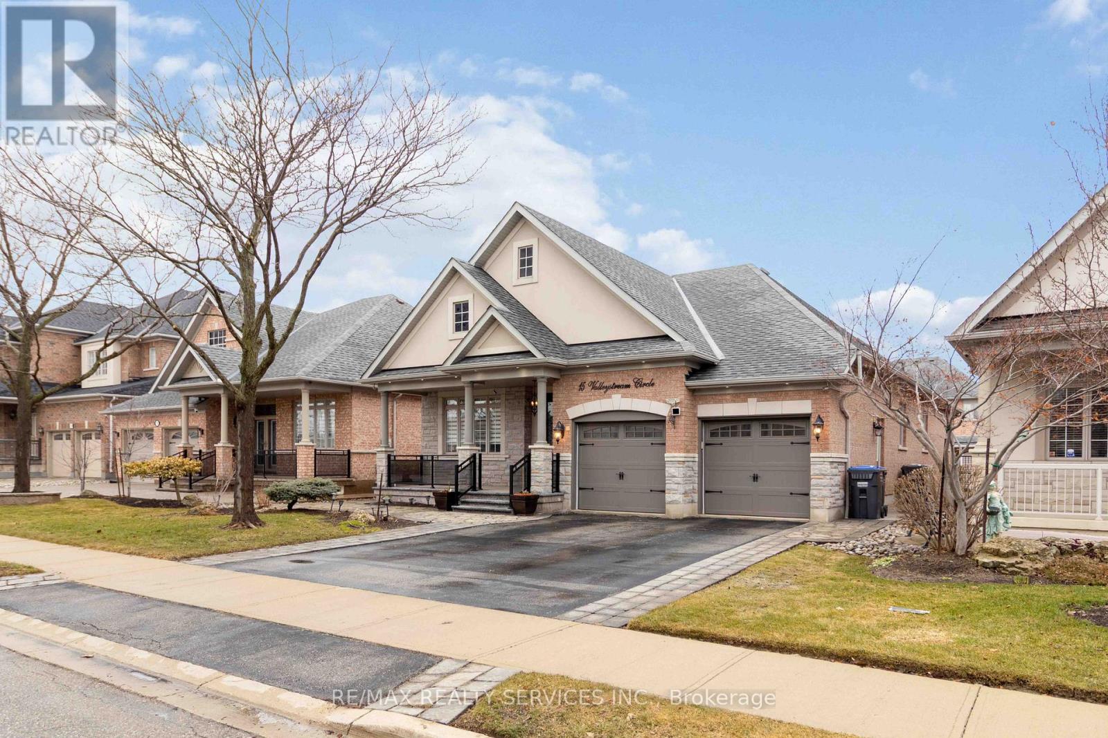 15 Valleystream Circle, Brampton, ON