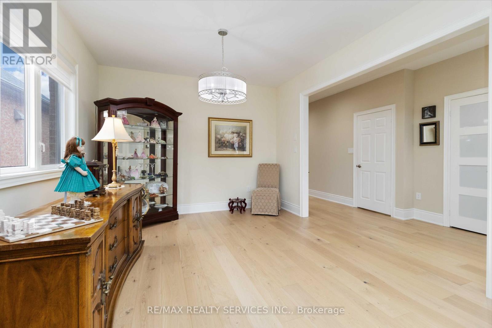 15 Valleystream Circle, Brampton, ON