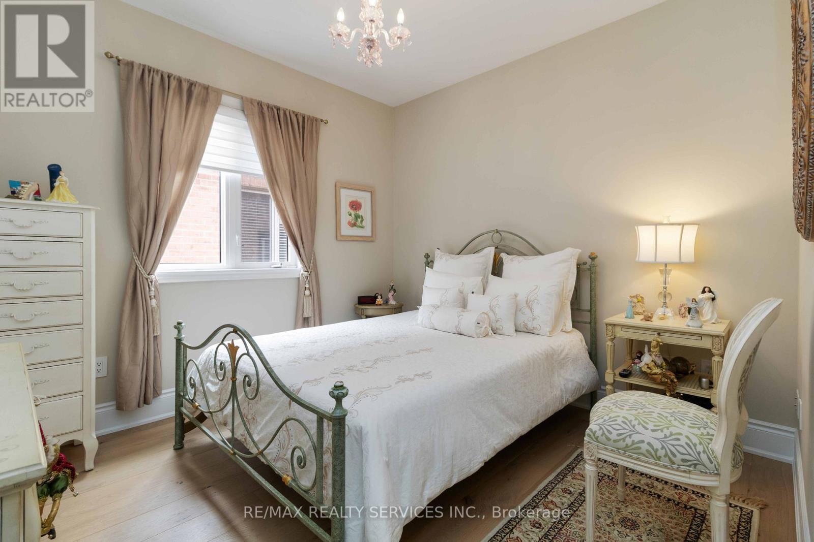 15 Valleystream Circle, Brampton, ON