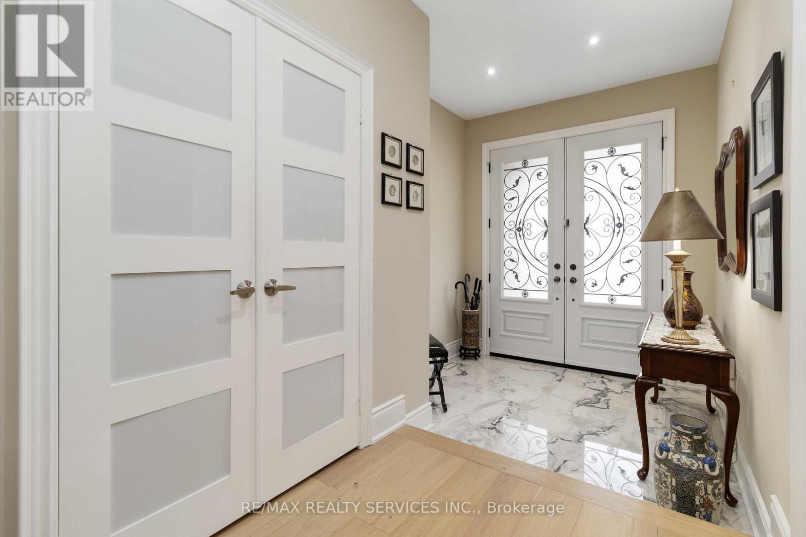 15 Valleystream Circle, Brampton, ON