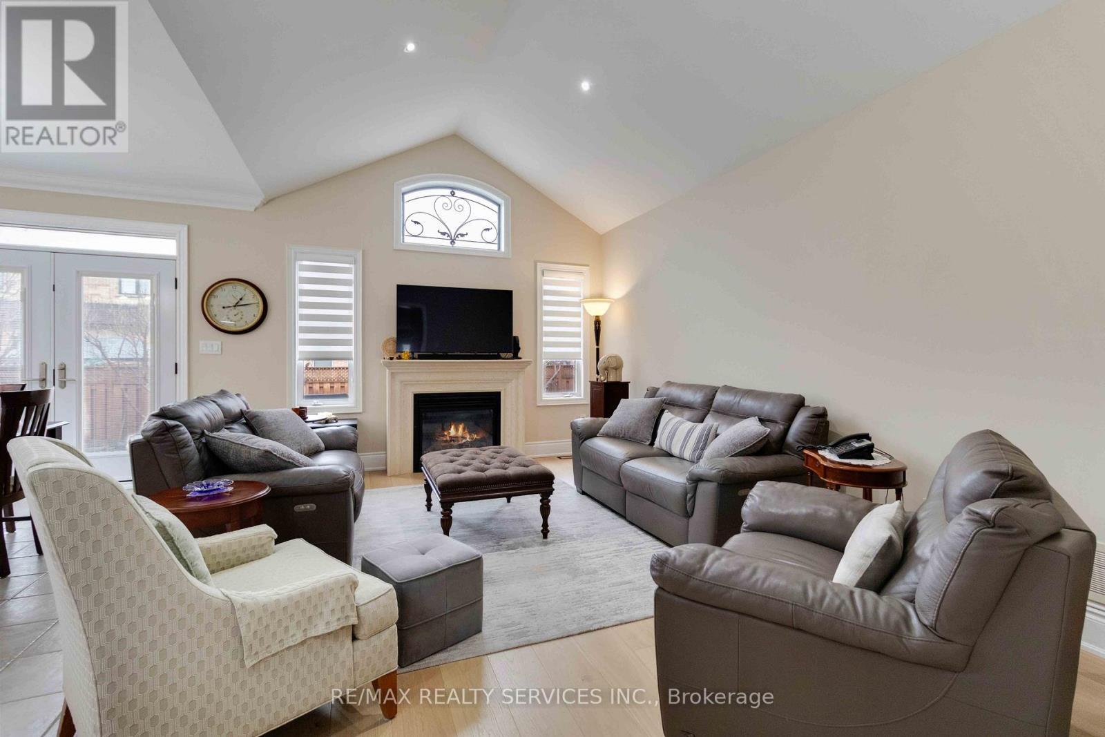 15 Valleystream Circle, Brampton, ON