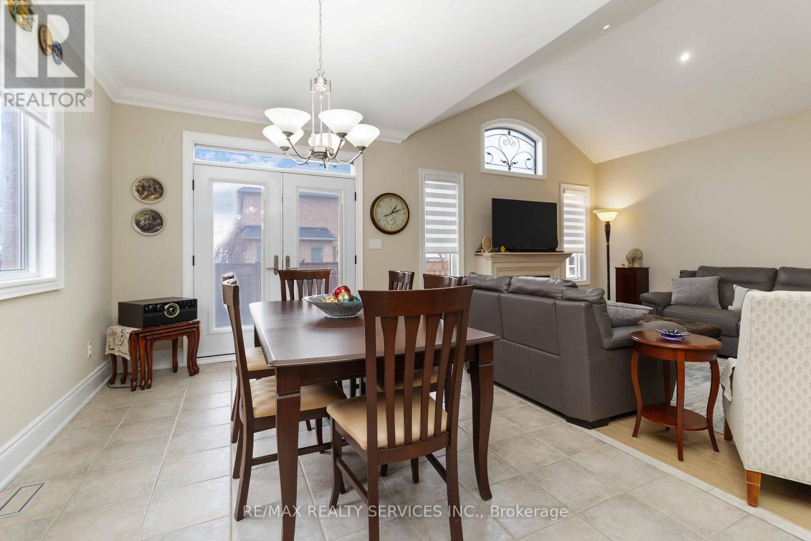 15 Valleystream Circle, Brampton, ON