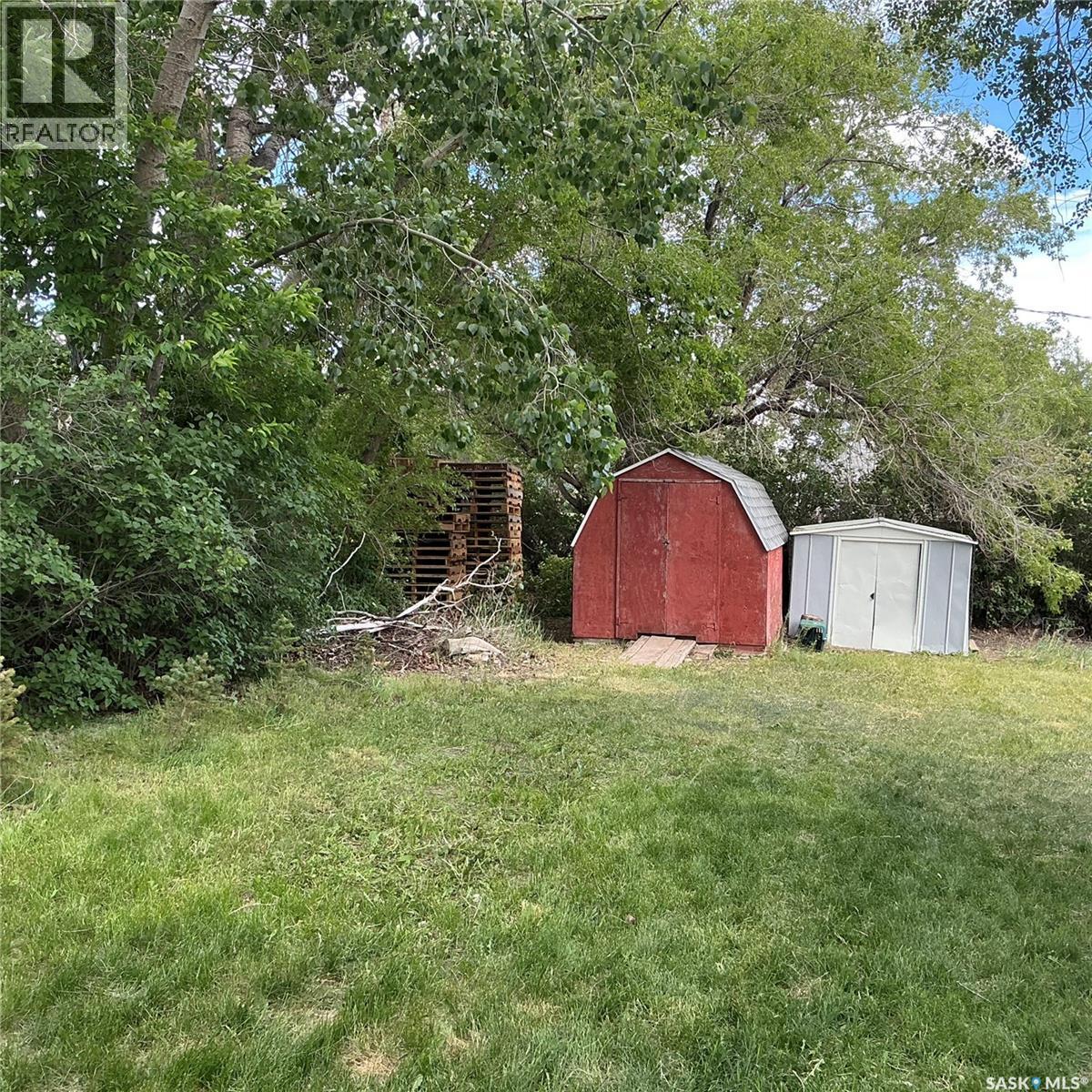 325 Centre Street, Coronach, SK
