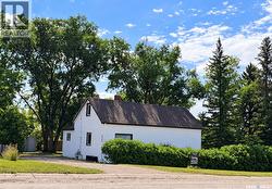 325 Centre STREET Coronach, SK S0H 0Z0