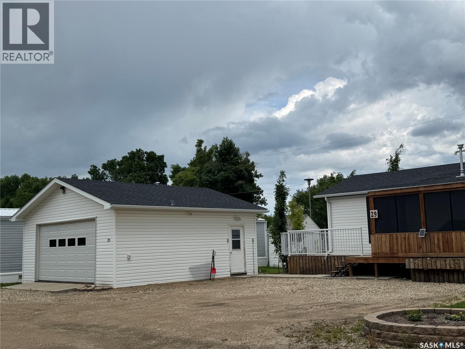 29 Sunrise Estates, Assiniboia, SK
