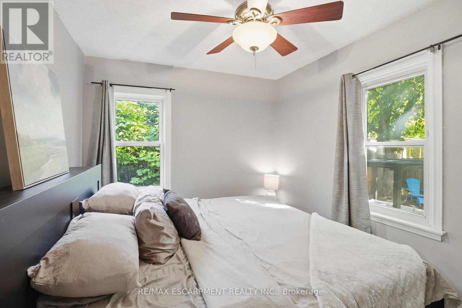 613 Clark Avenue, Burlington, ON