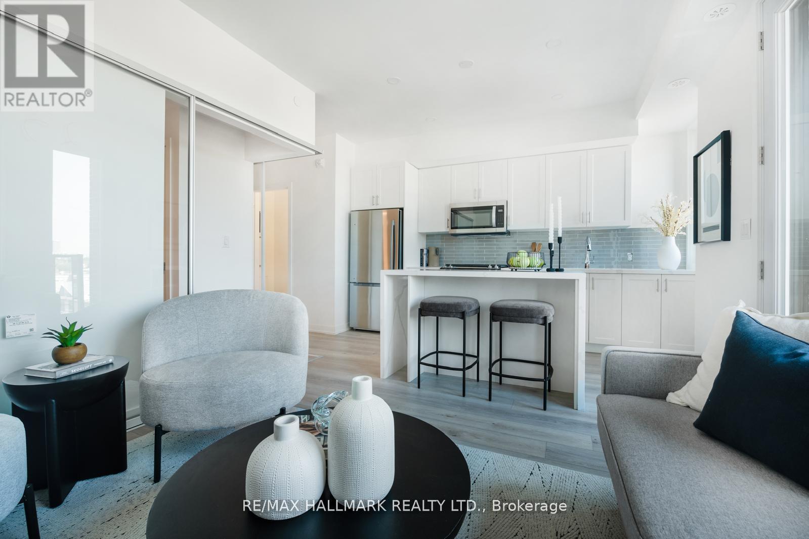 2 - 1499 O'Connor Drive, Toronto, ON
