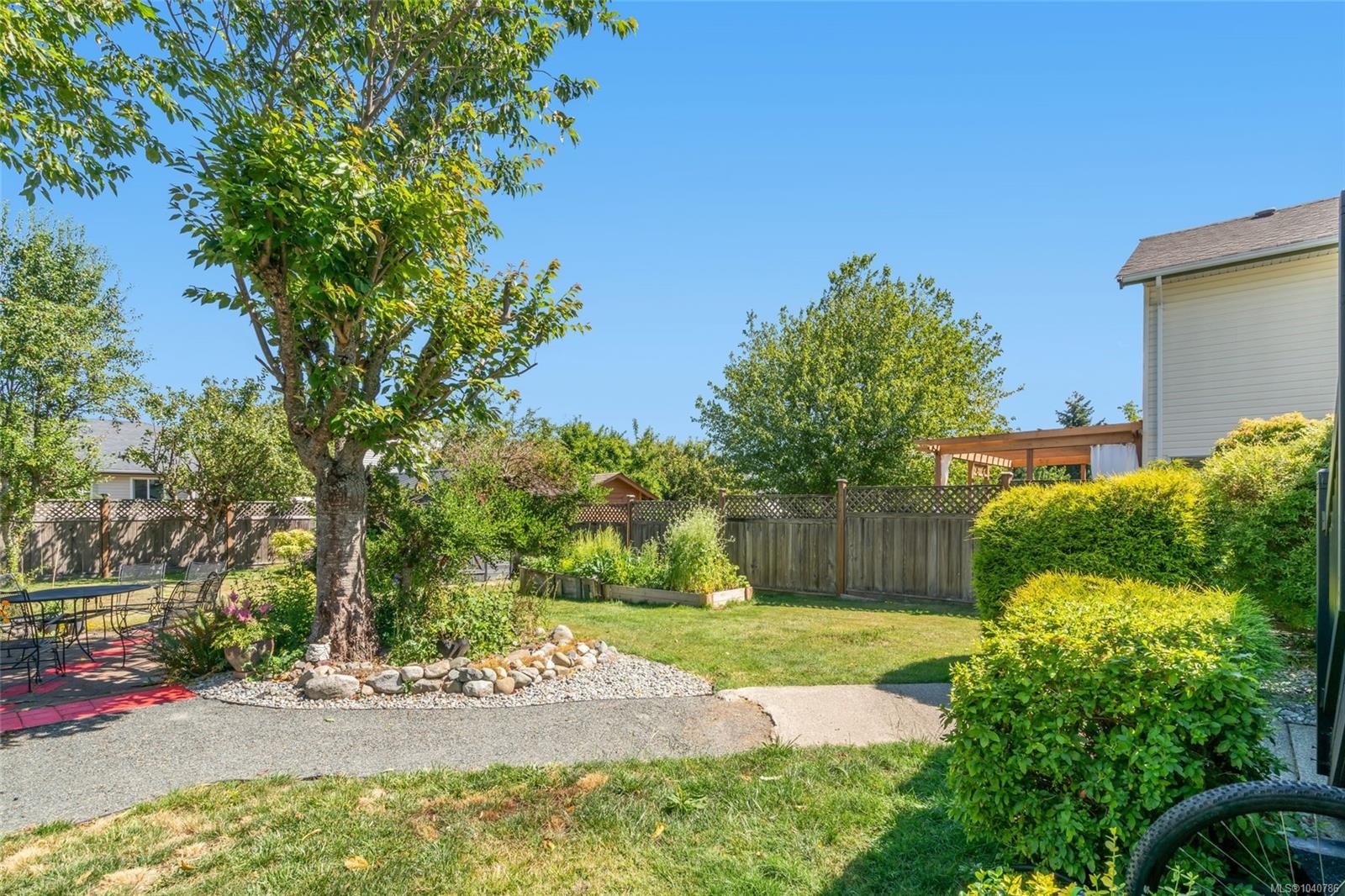 5954 Broadway Rd, Nanaimo, BC