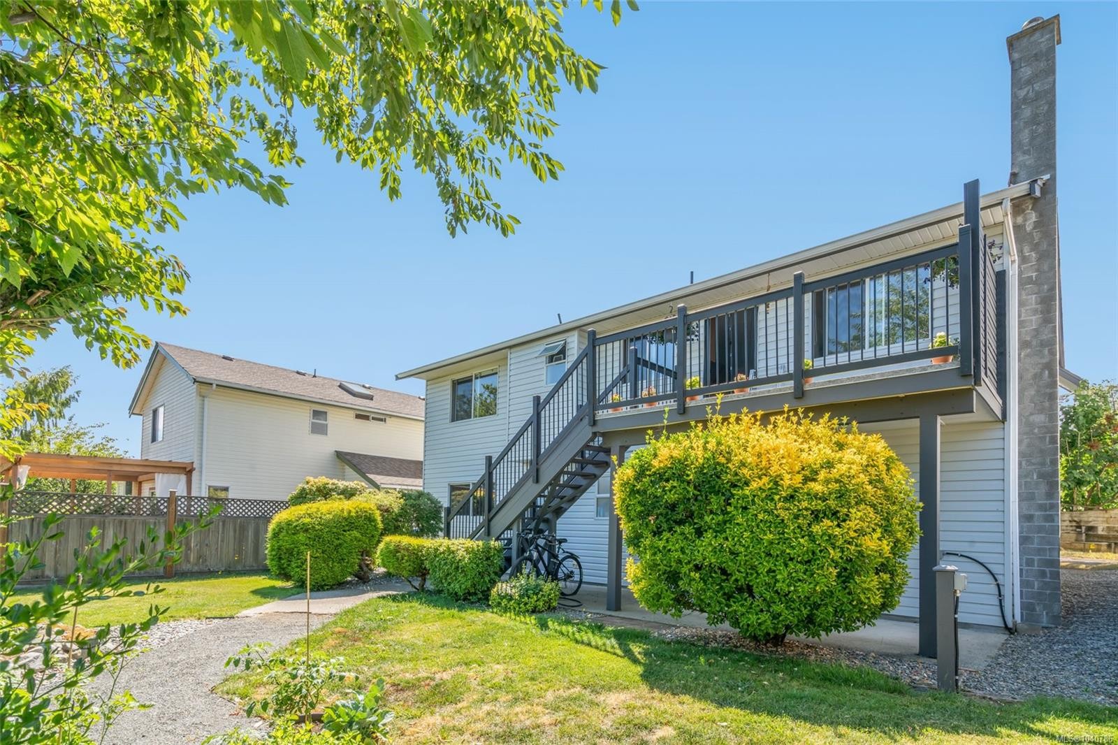 5954 Broadway Rd, Nanaimo, BC