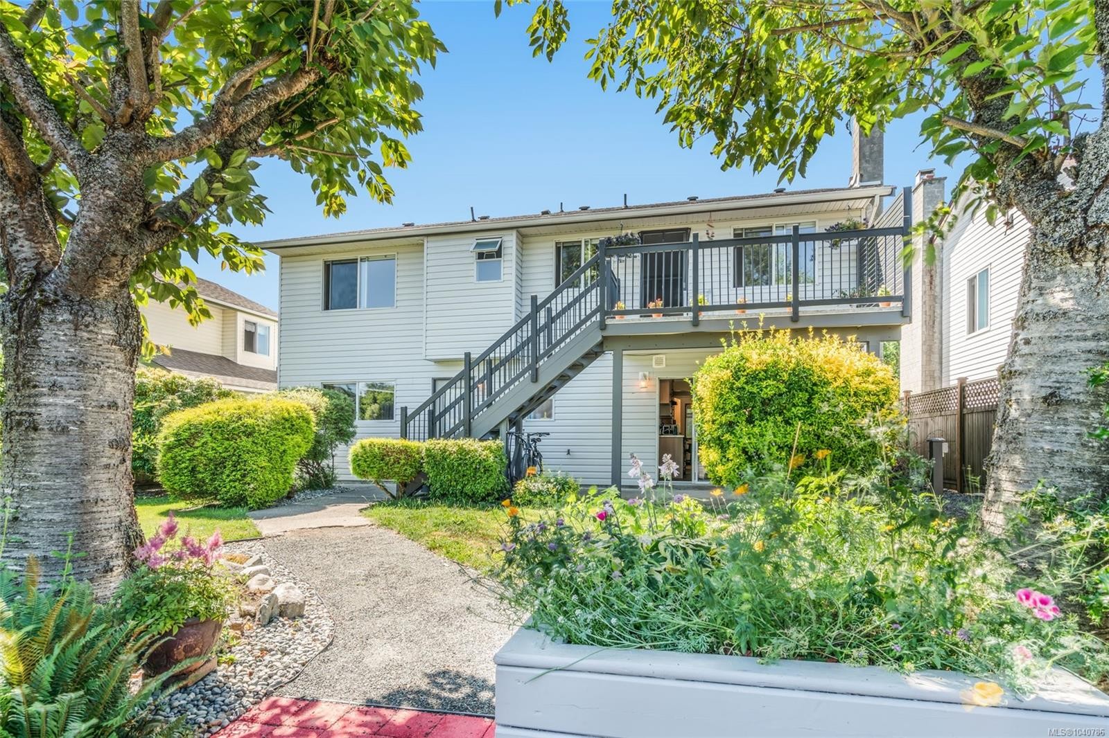 5954 Broadway Rd, Nanaimo, BC