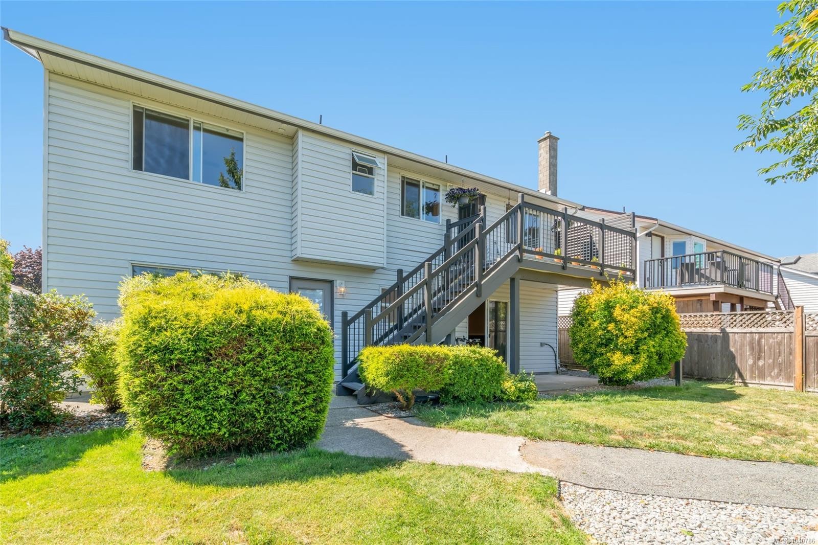 5954 Broadway Rd, Nanaimo, BC
