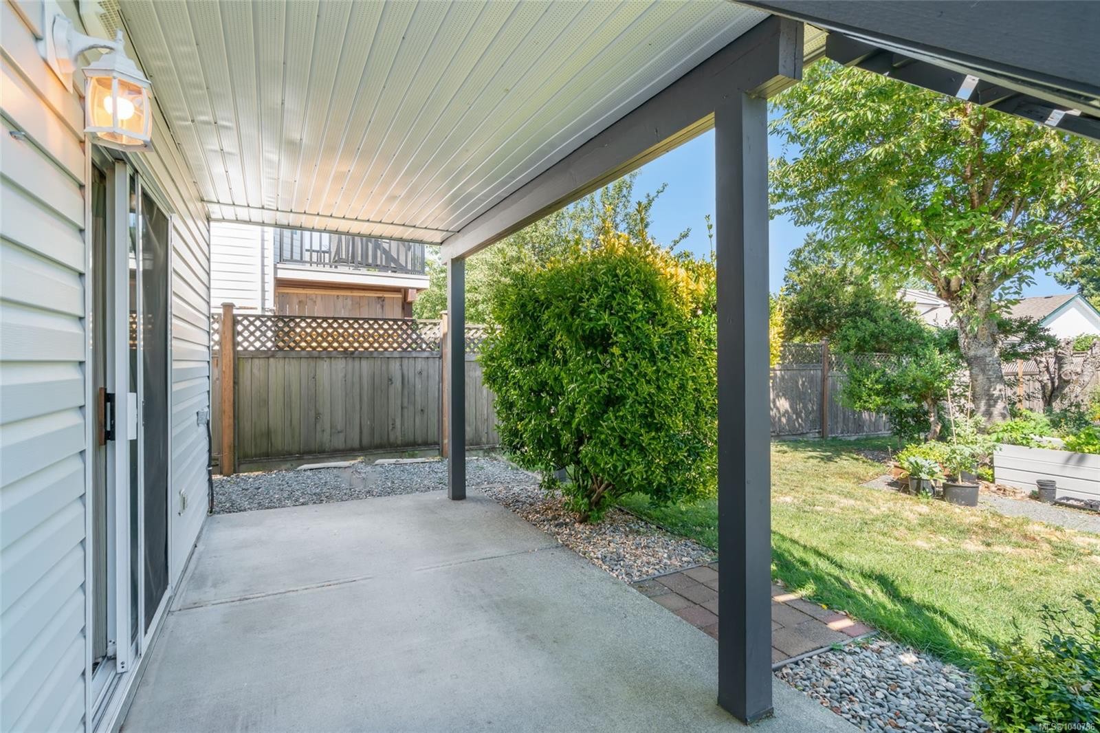 5954 Broadway Rd, Nanaimo, BC