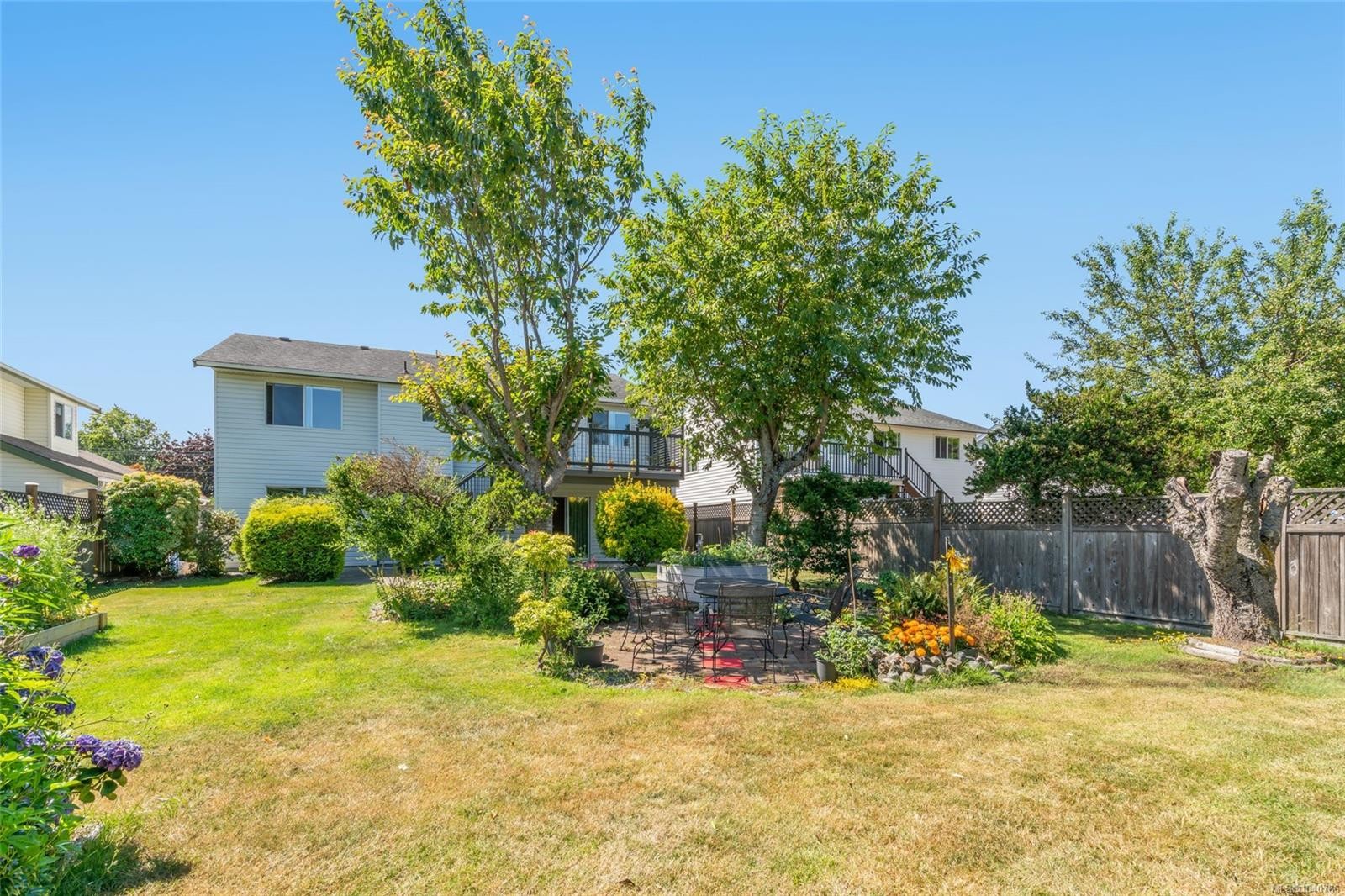 5954 Broadway Rd, Nanaimo, BC