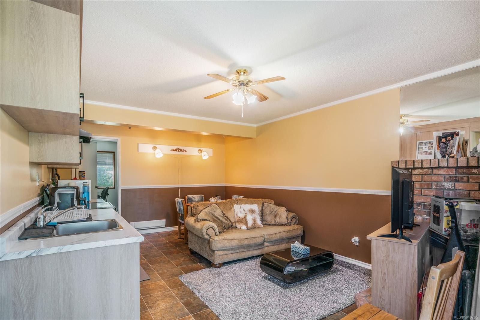 5954 Broadway Rd, Nanaimo, BC