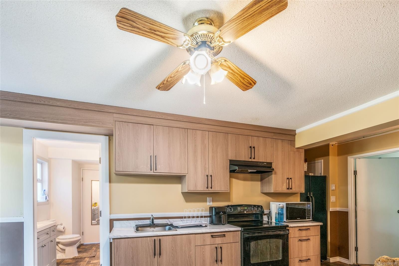 5954 Broadway Rd, Nanaimo, BC
