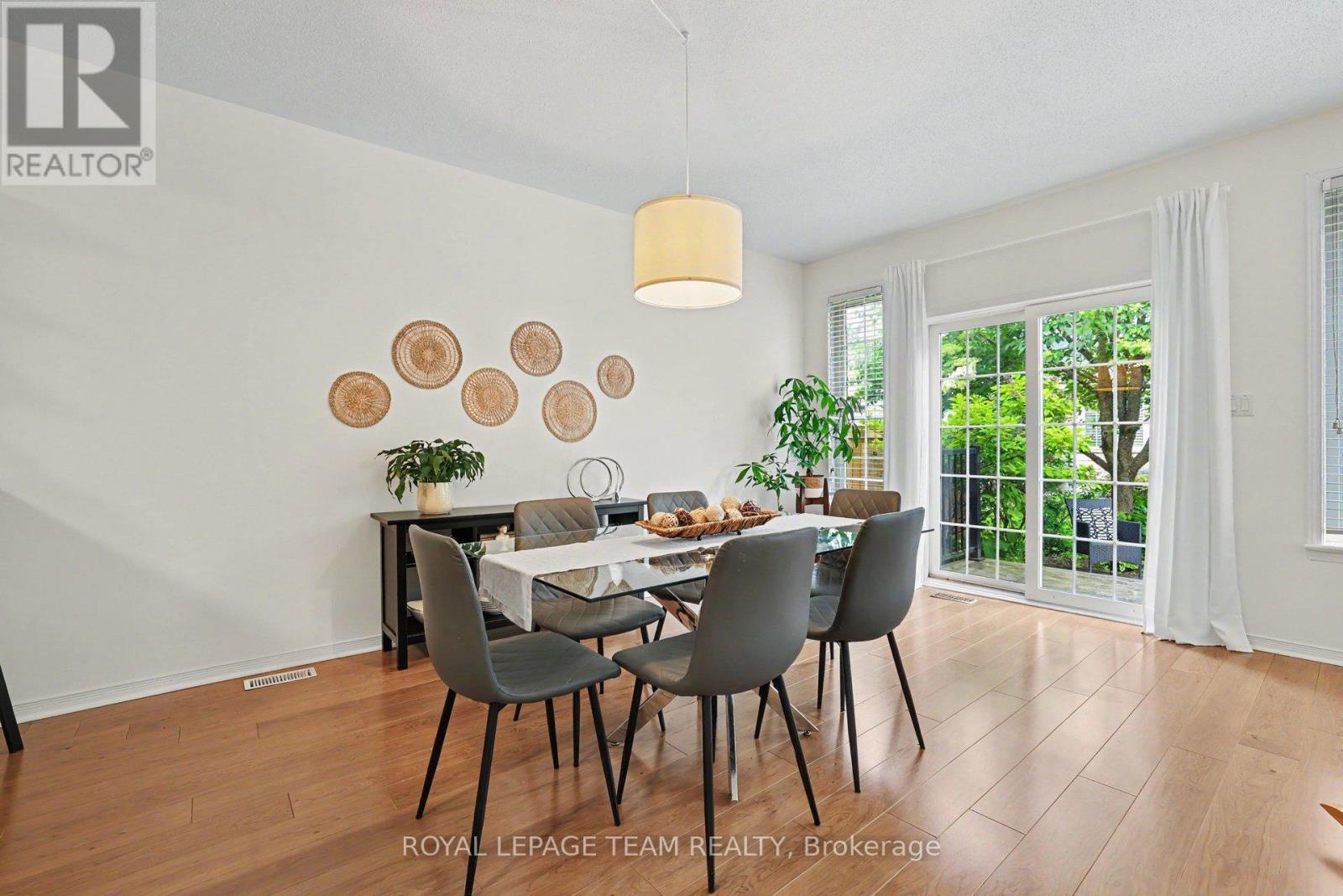 25 Sawchuk Terrace, Ottawa, ON