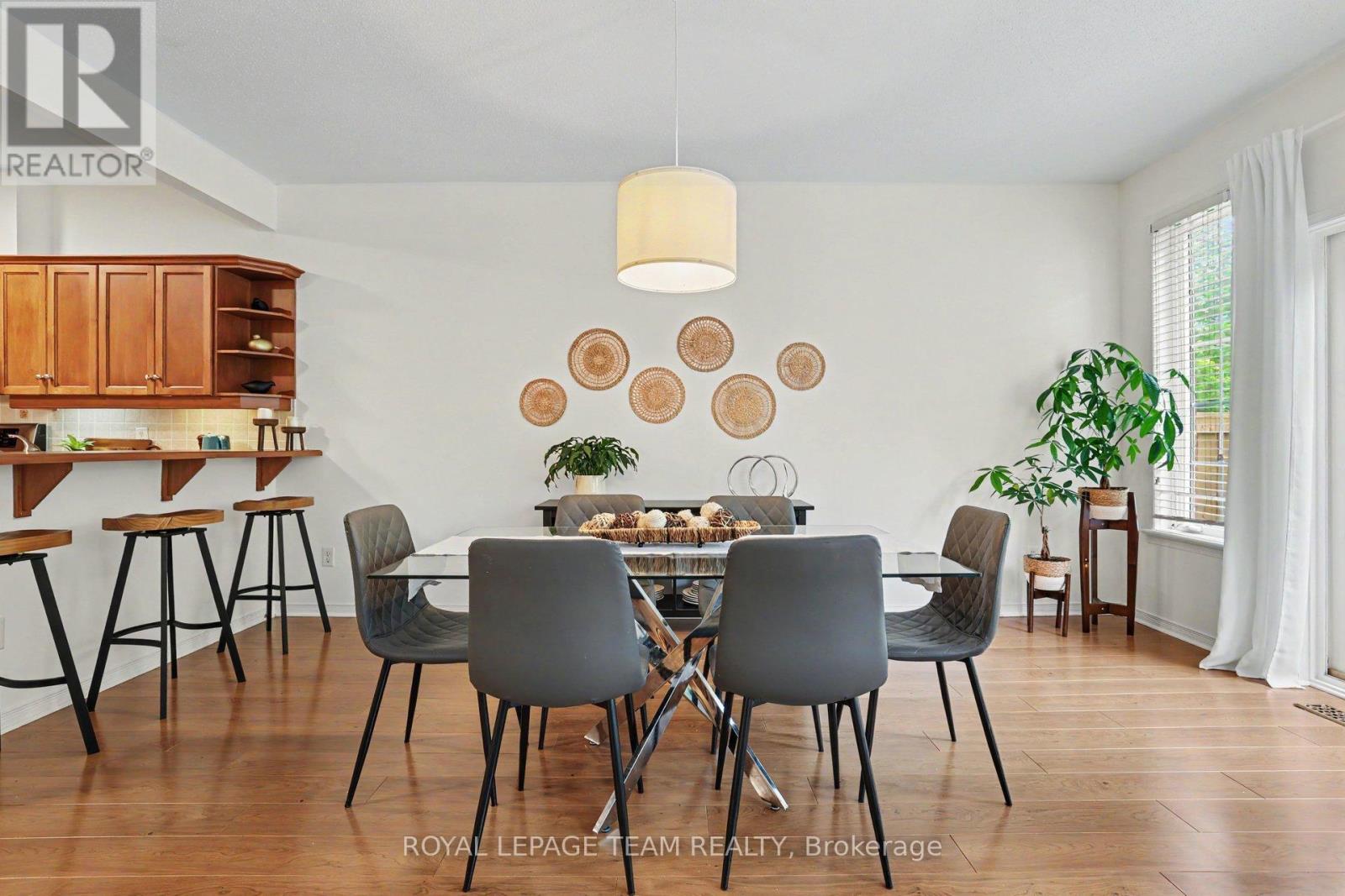 25 Sawchuk Terrace, Ottawa, ON