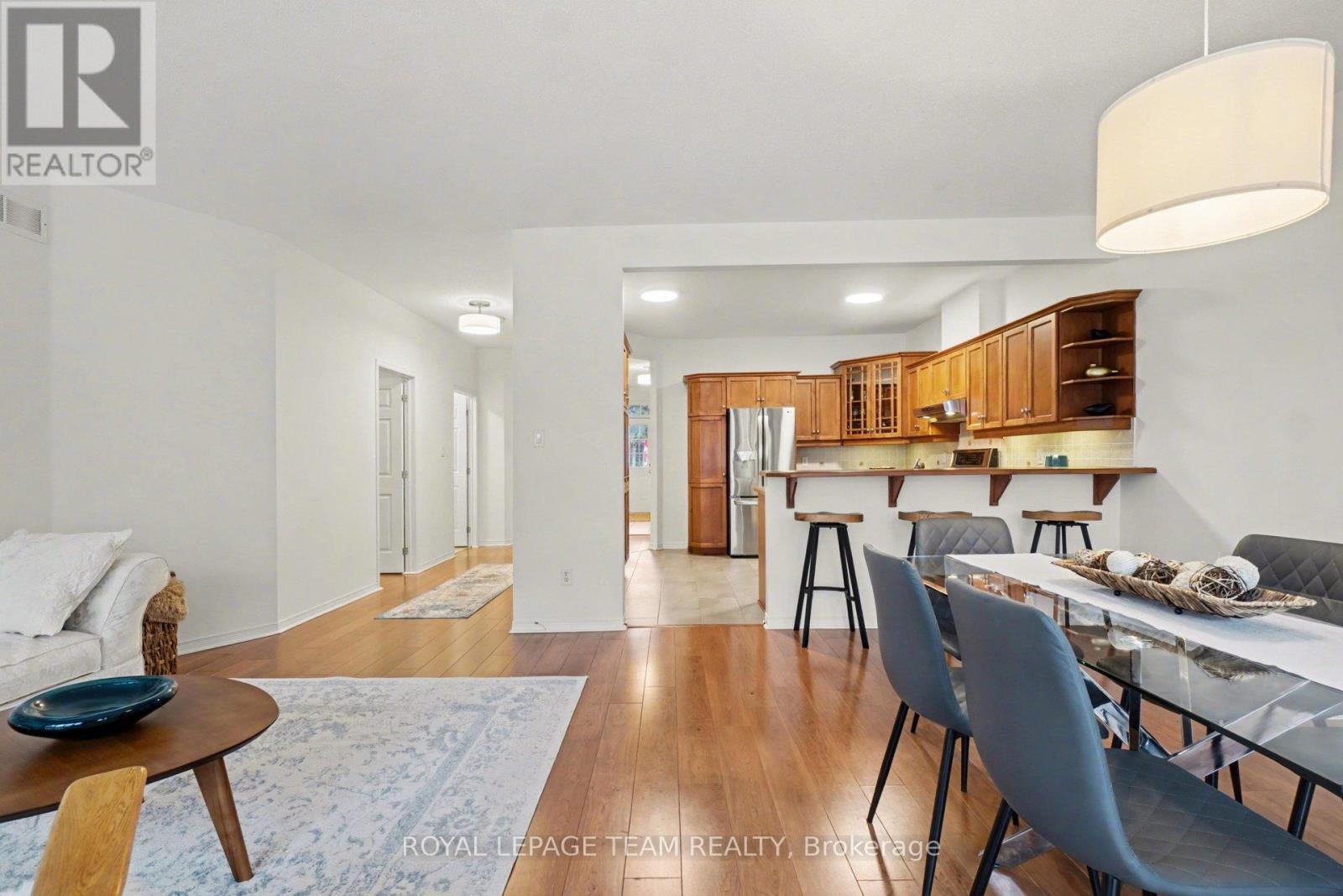 25 Sawchuk Terrace, Ottawa, ON