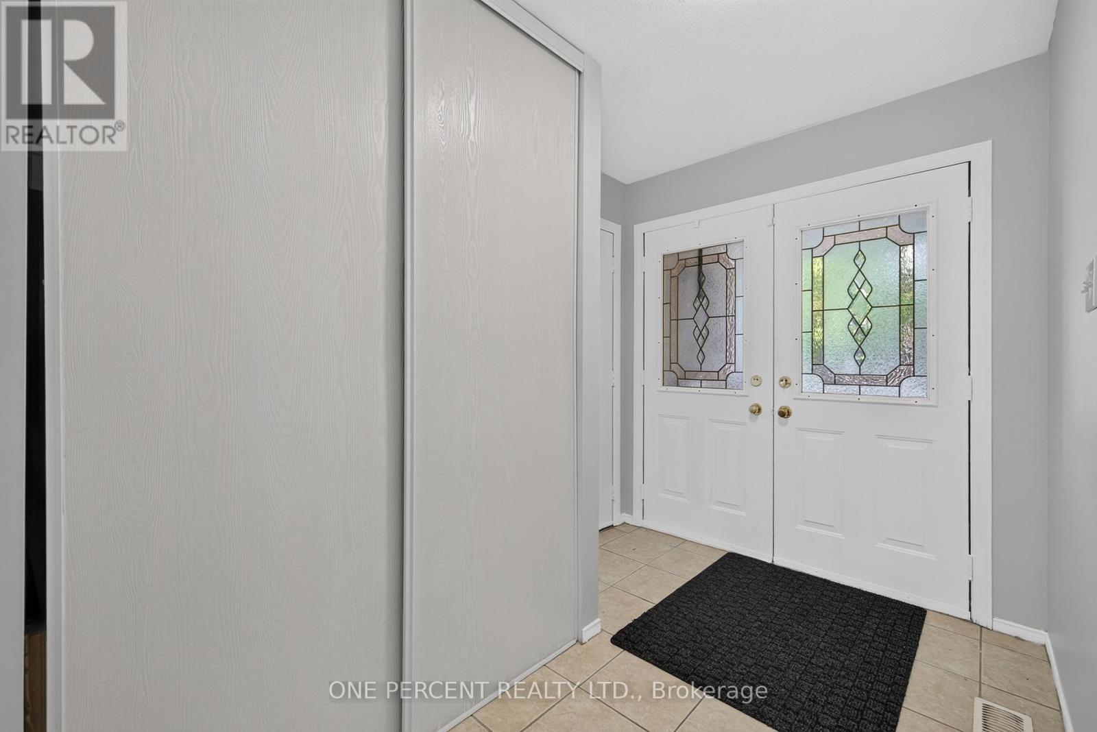 6 Windchime Crescent, Ottawa, ON