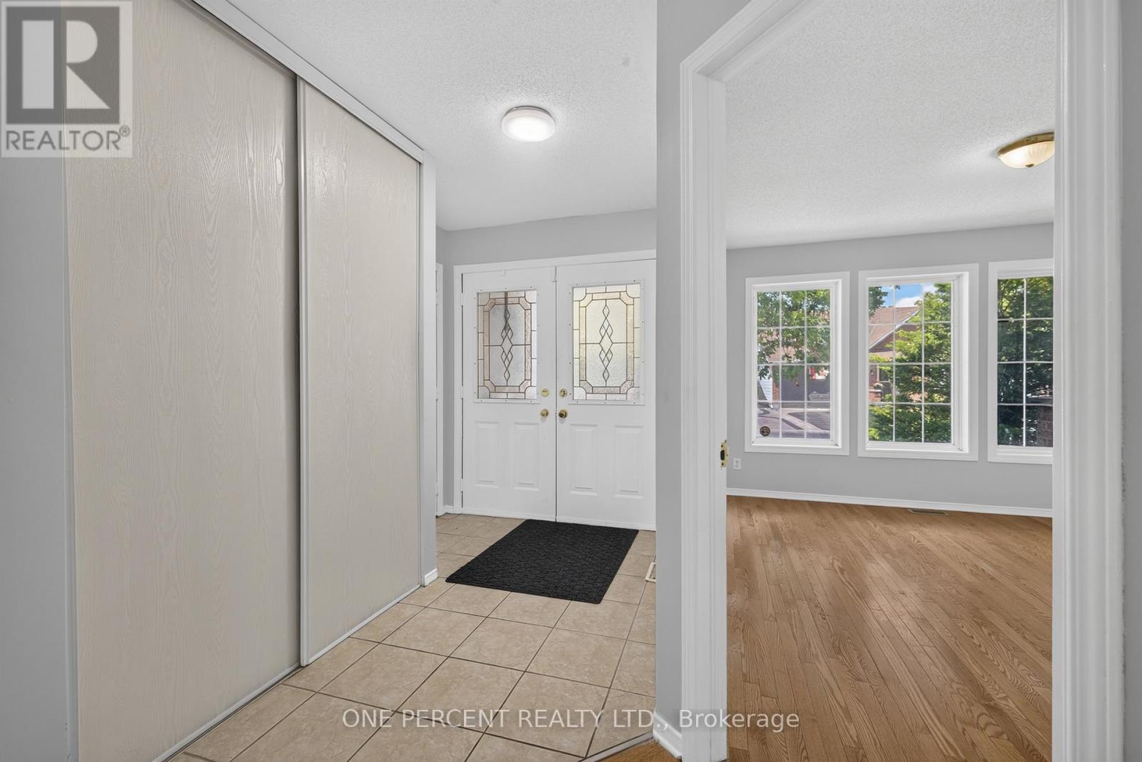 6 Windchime Crescent, Ottawa, ON