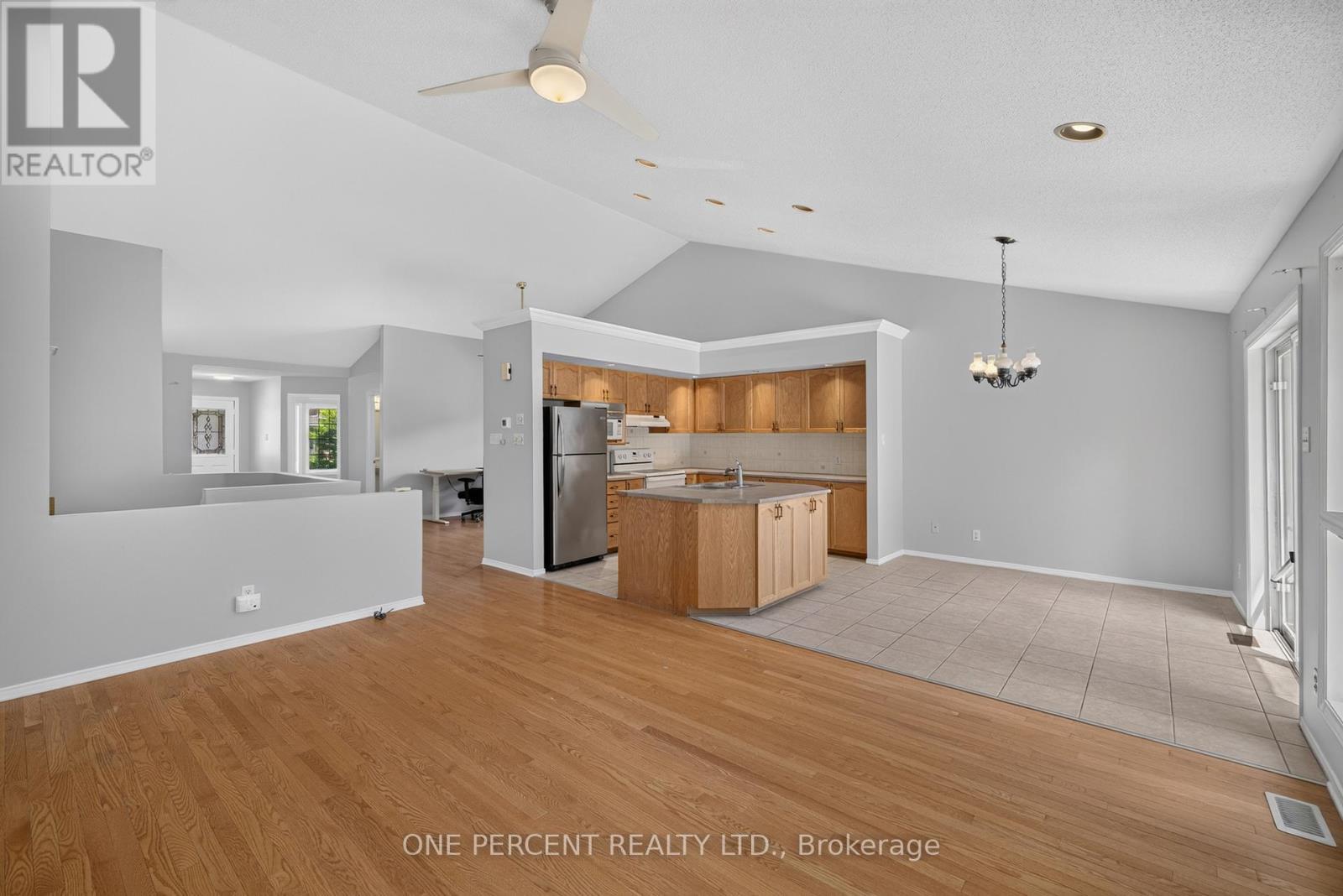 6 Windchime Crescent, Ottawa, ON