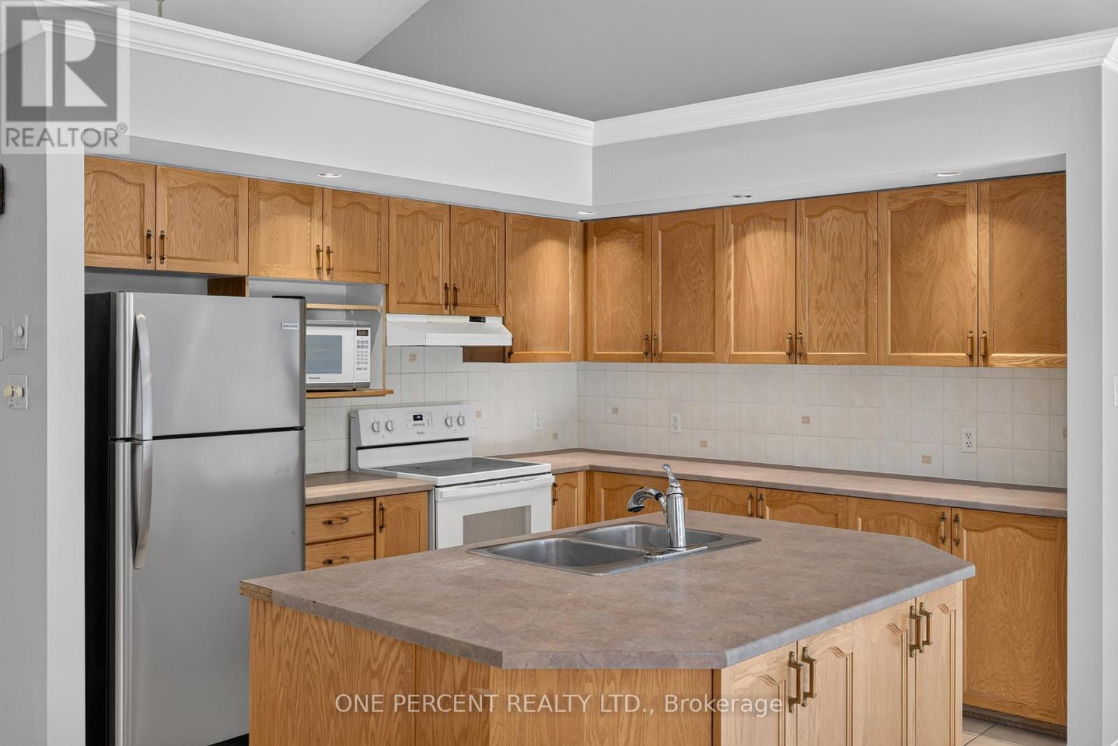6 Windchime Crescent, Ottawa, ON