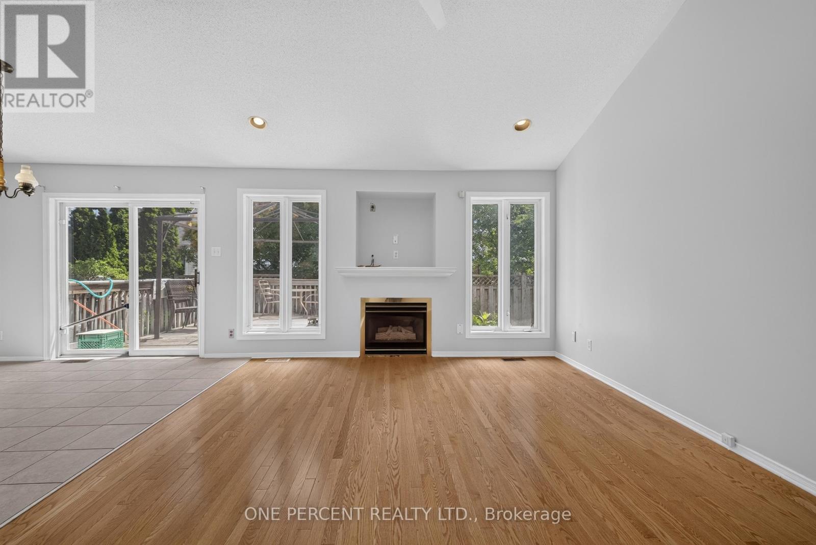 6 Windchime Crescent, Ottawa, ON