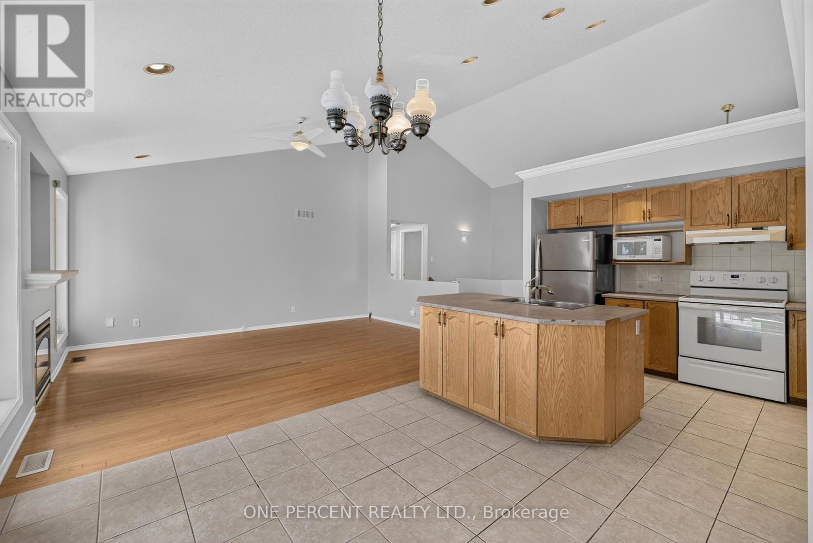 6 Windchime Crescent, Ottawa, ON