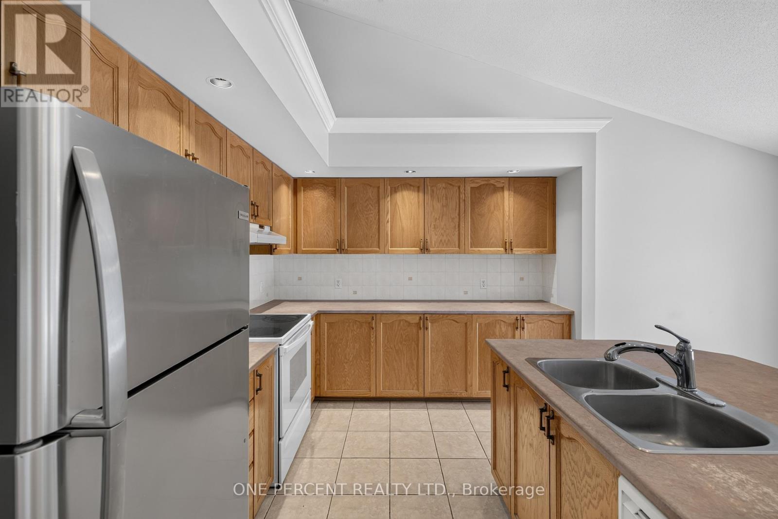 6 Windchime Crescent, Ottawa, ON