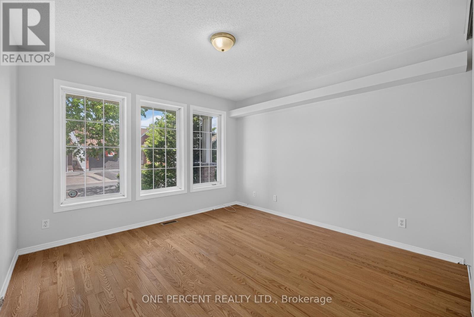 6 Windchime Crescent, Ottawa, ON