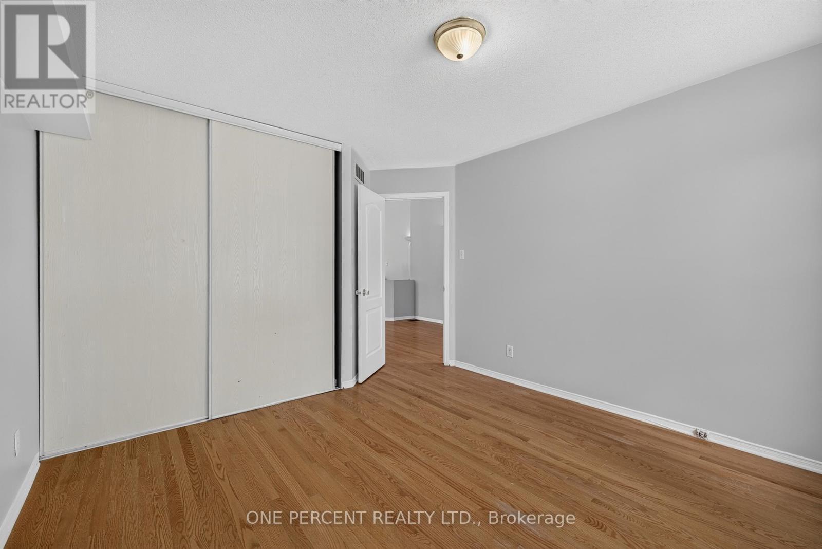 6 Windchime Crescent, Ottawa, ON