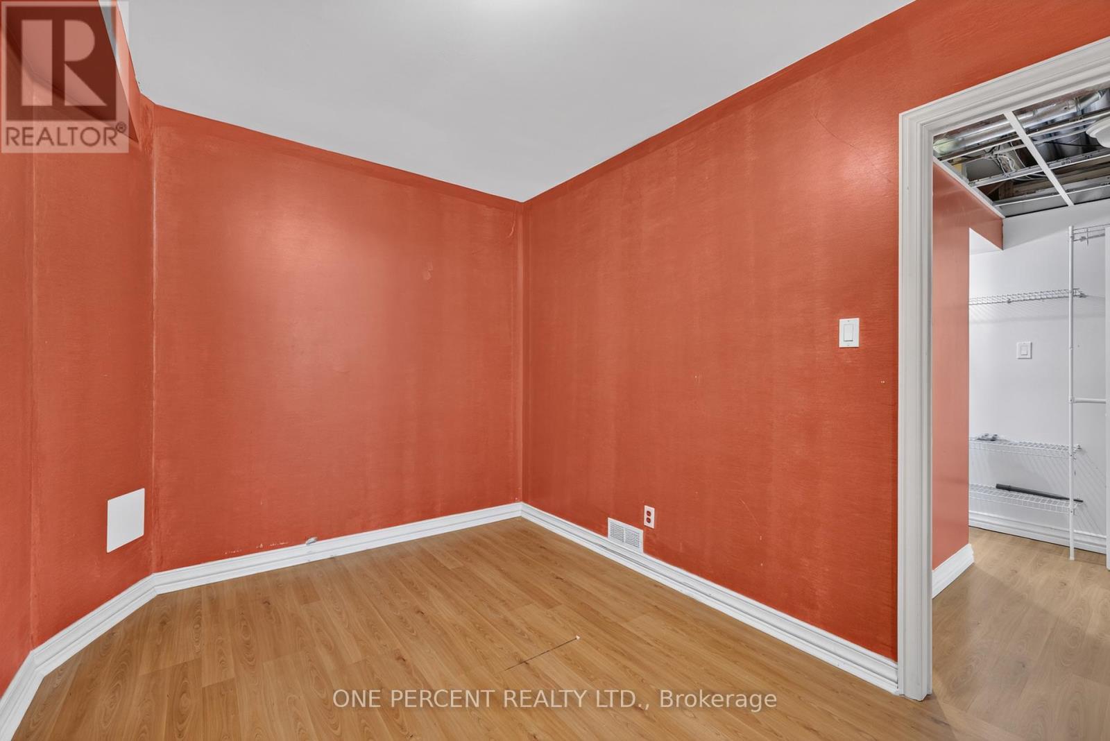 6 Windchime Crescent, Ottawa, ON