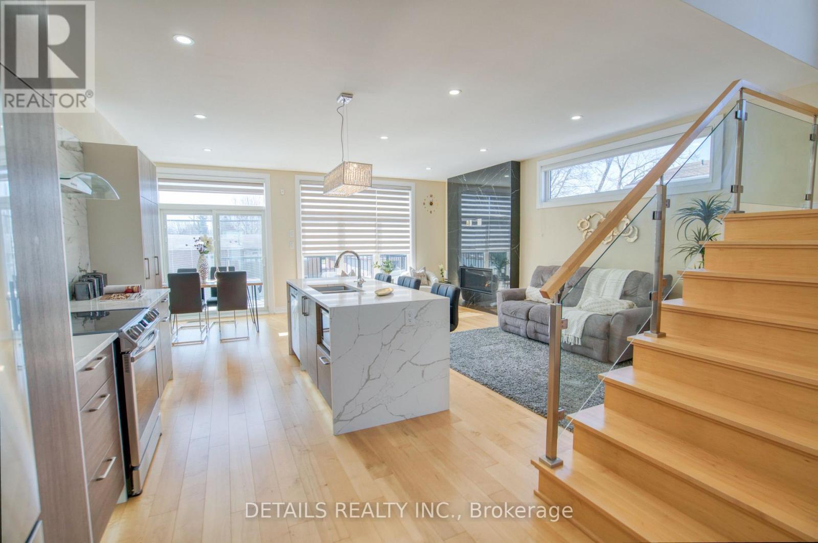 992 Baseline Road E, Ottawa, ON