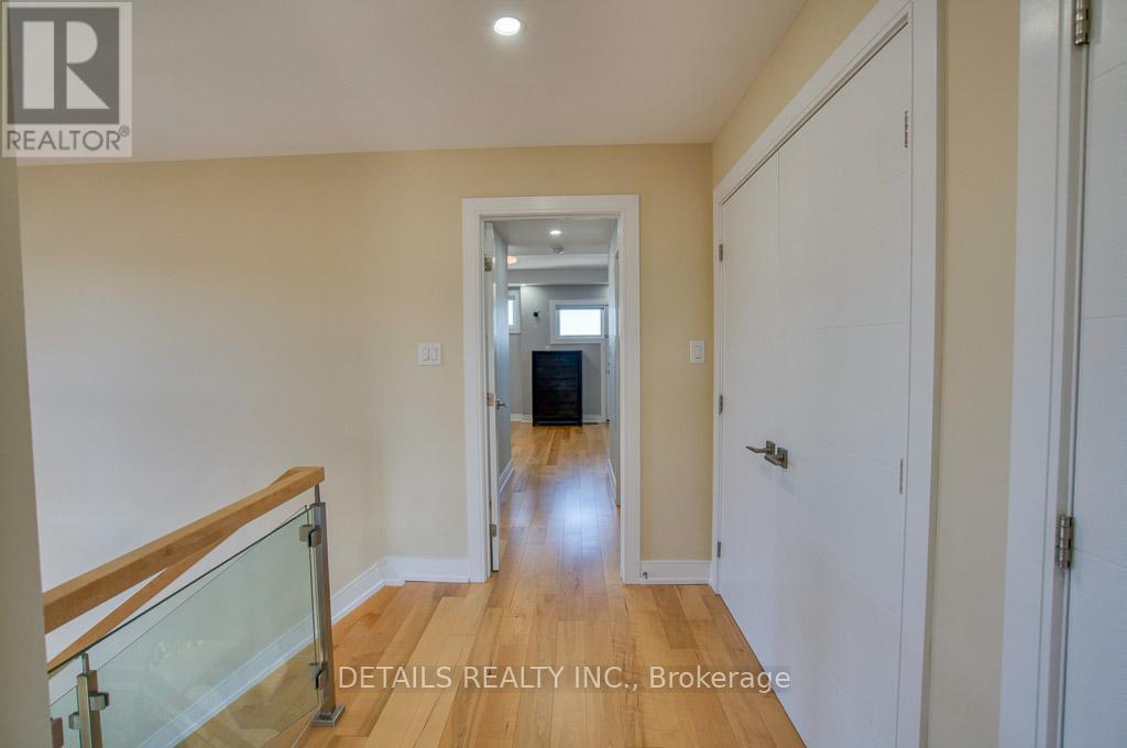 992 Baseline Road E, Ottawa, ON
