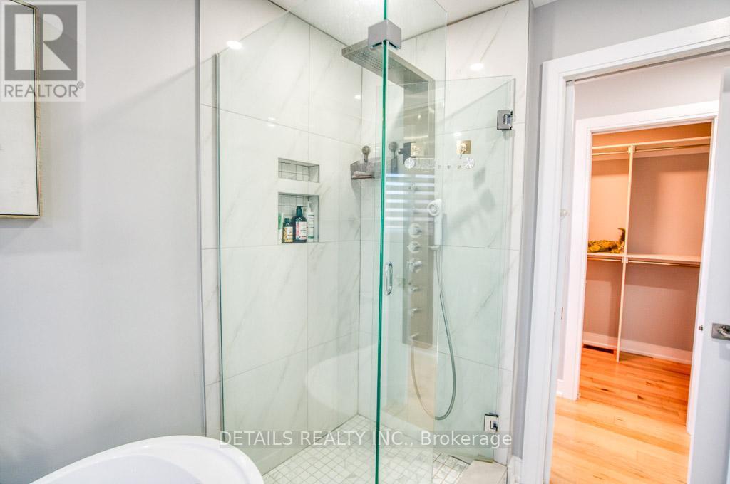 992 Baseline Road E, Ottawa, ON