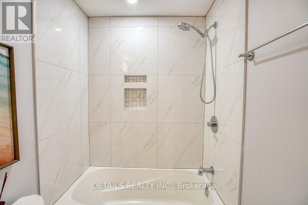 992 Baseline Road E, Ottawa, ON