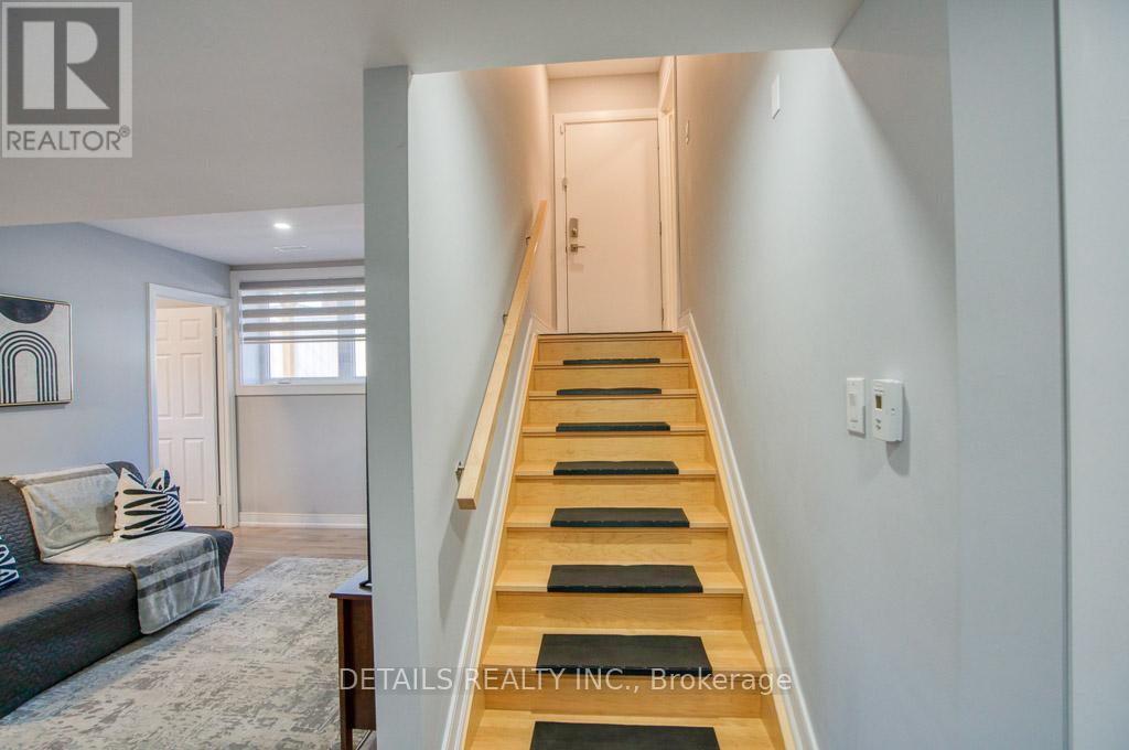 992 Baseline Road E, Ottawa, ON