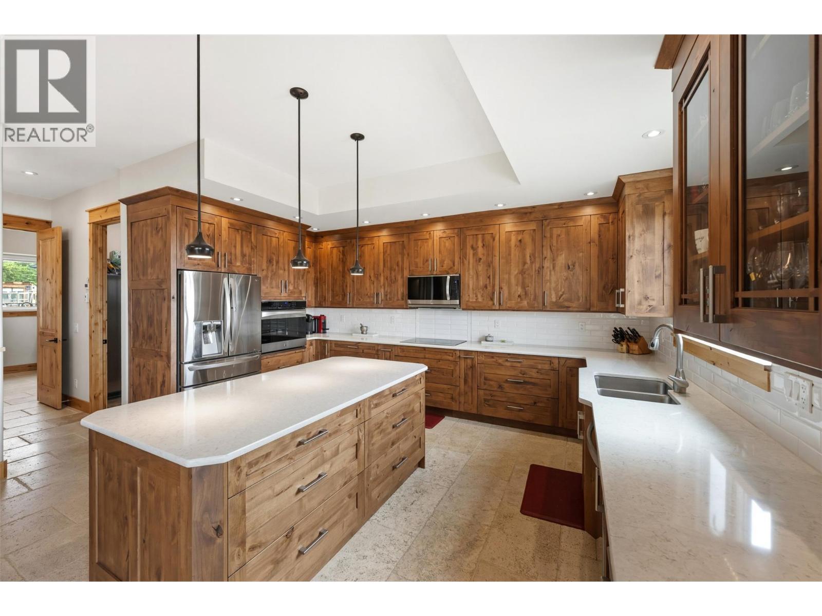 935 Eagle Place, Osoyoos, BC
