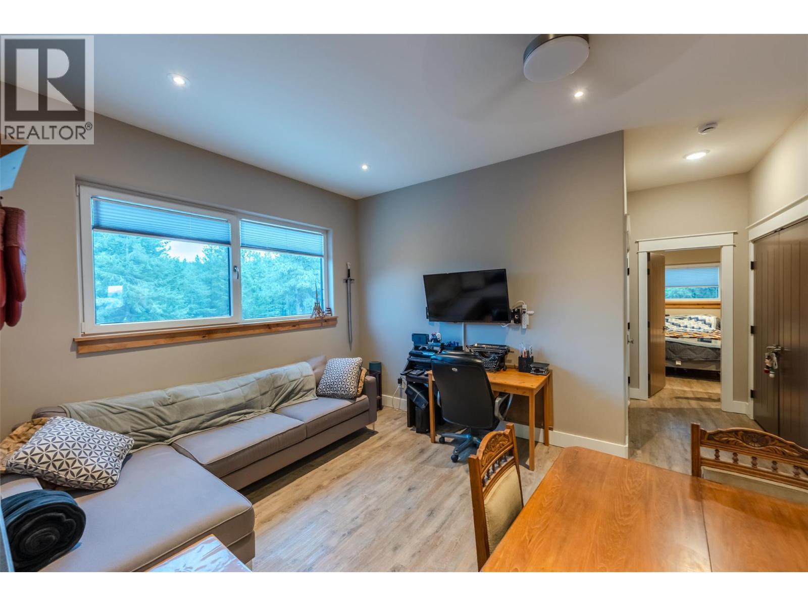 935 Eagle Place, Osoyoos, BC